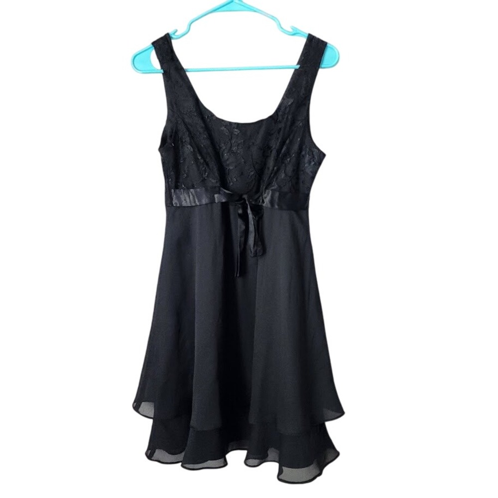VINTAGE 90s Lace Babydoll Little Black Dress mini dress Coquette Bow Sz 7‎